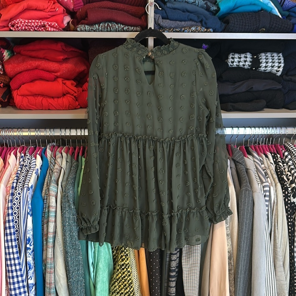 Easel green long sleeve button back keyhole closure elastic cuffs dress size S - Picture 3 of 3